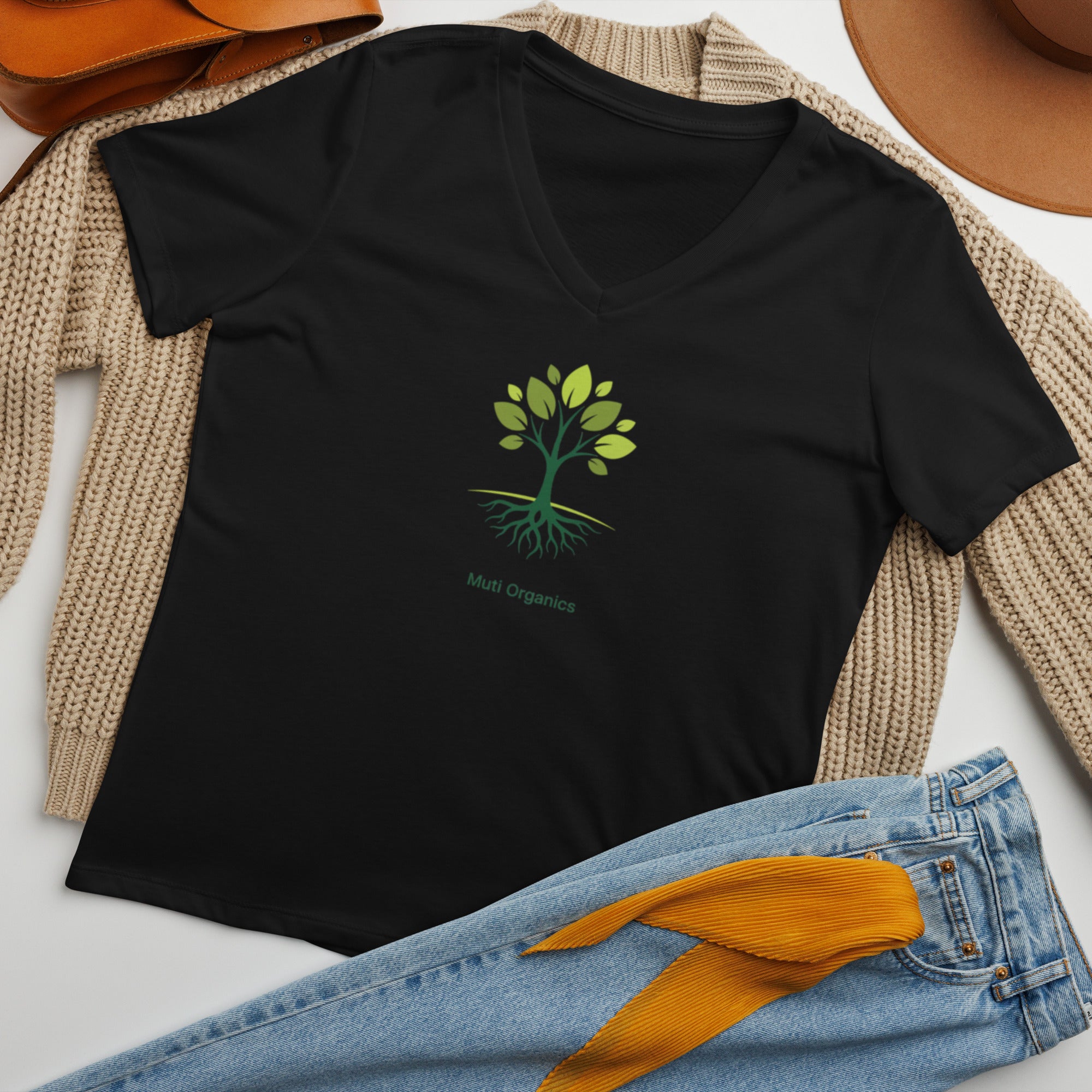 Women’s relaxed v-neck t-shirt
